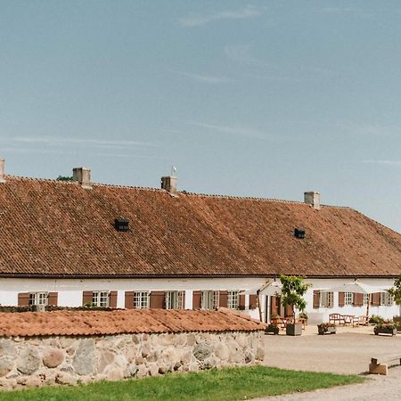 Nurmuizas Viesnica Hotel Lauciene Buitenkant foto