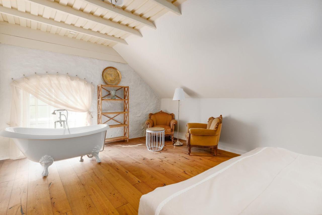 Nurmuizas Viesnica Hotel Lauciene Buitenkant foto