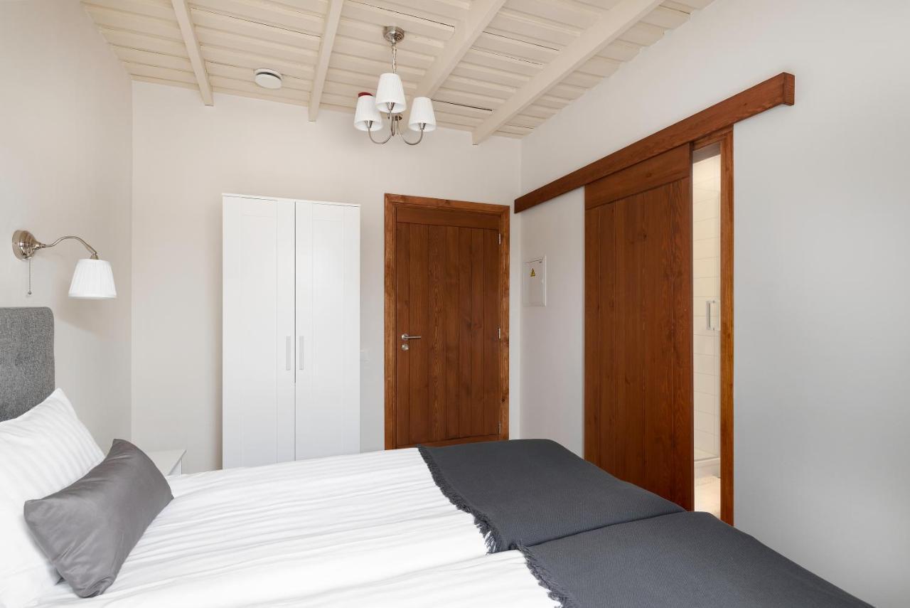 Nurmuizas Viesnica Hotel Lauciene Buitenkant foto