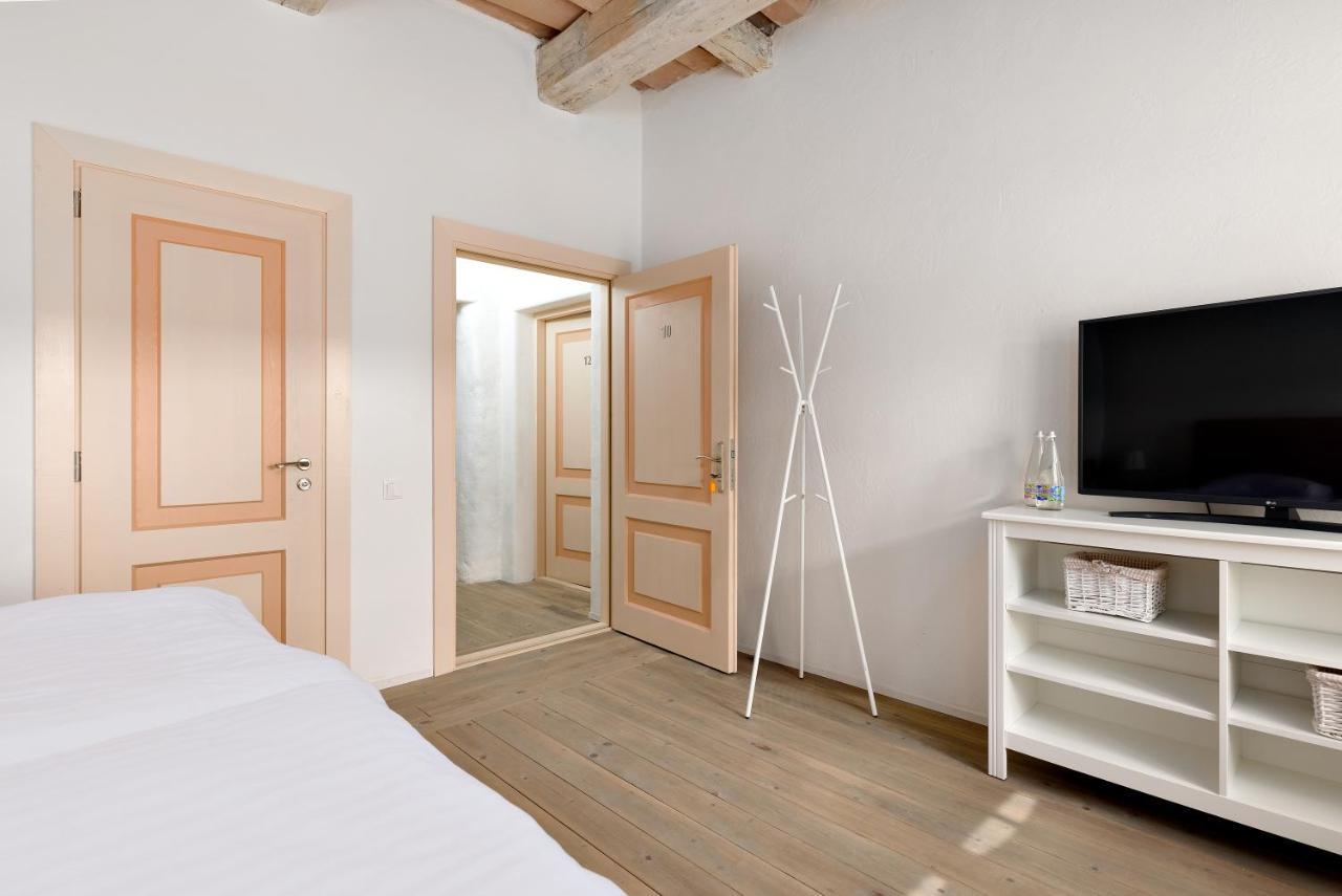 Nurmuizas Viesnica Hotel Lauciene Buitenkant foto