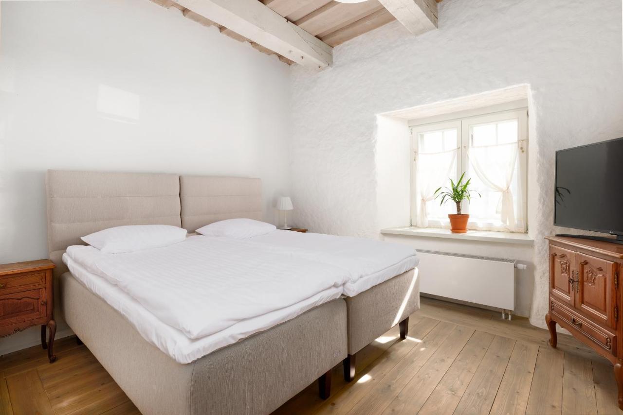 Nurmuizas Viesnica Hotel Lauciene Buitenkant foto